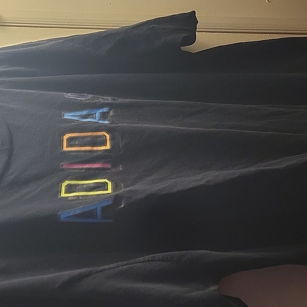Adidas women's black tshirt size 2XL.